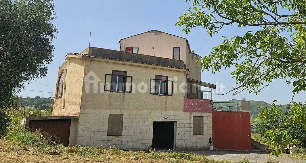 Villa in vendita a Enna