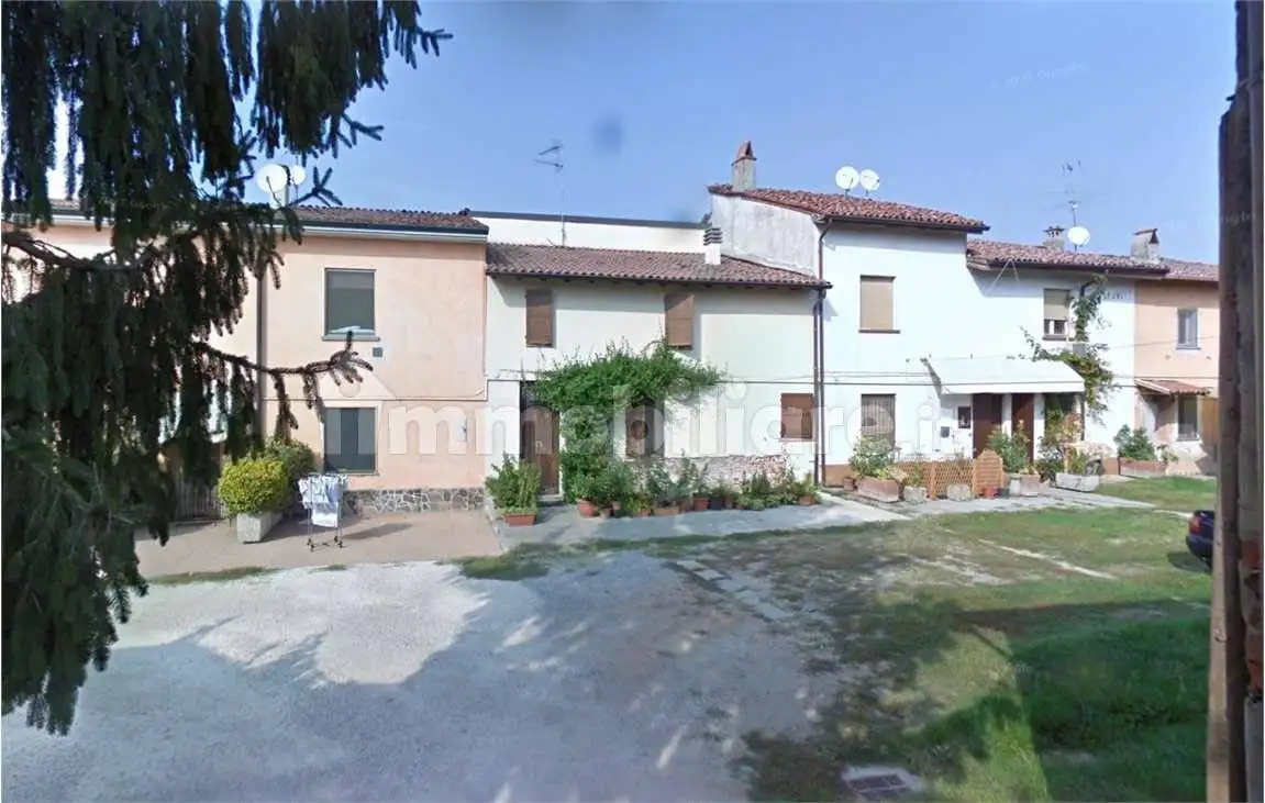 Casa indipendente in asta a Cingia de' Botti