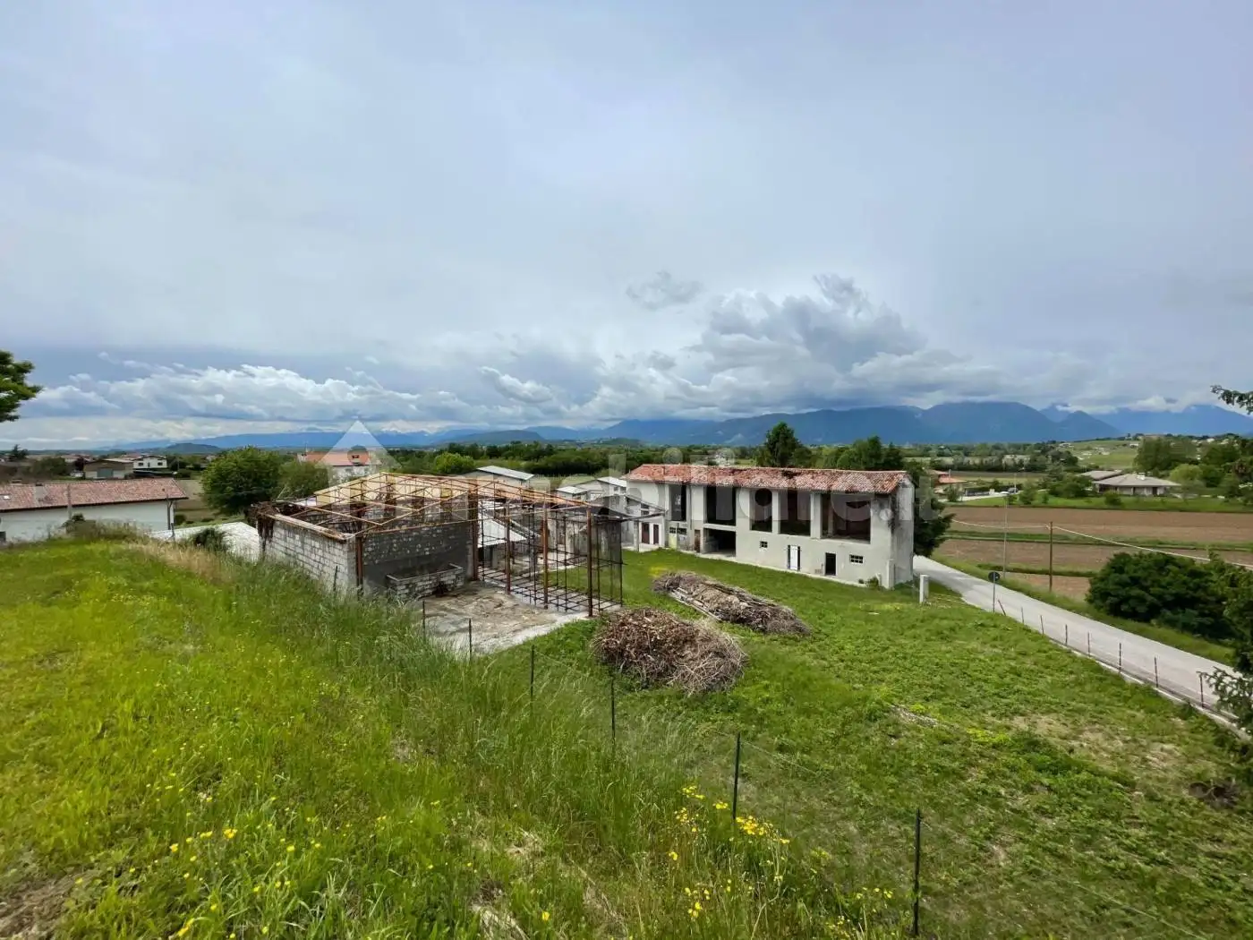 Rustico - Casale in vendita a Colloredo di Monte Albano