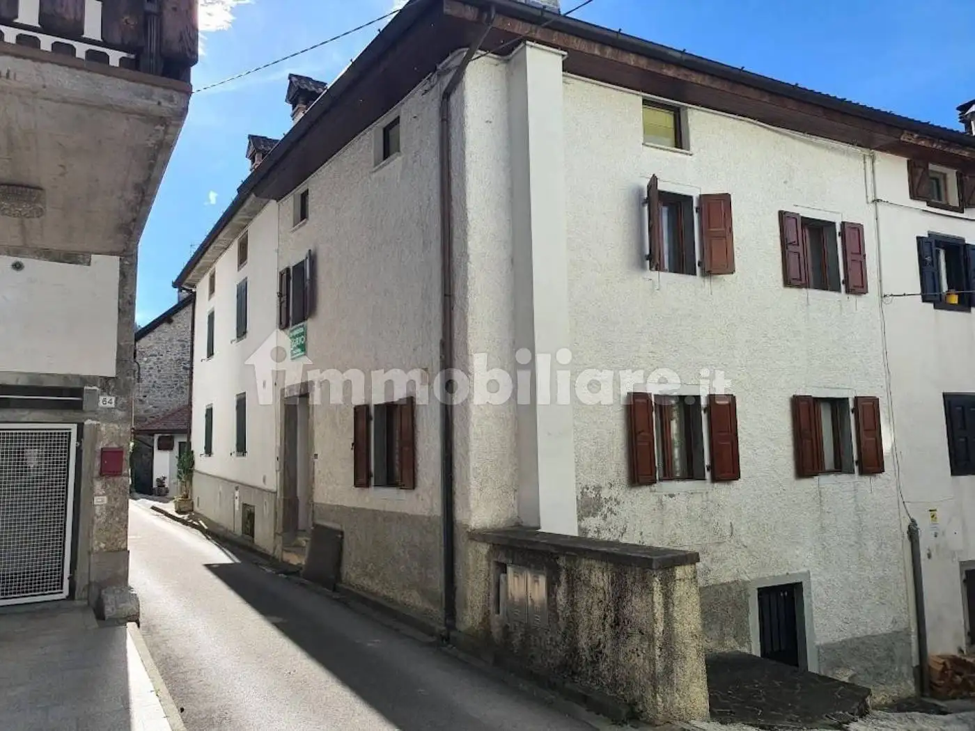 Villa in vendita a Ovaro