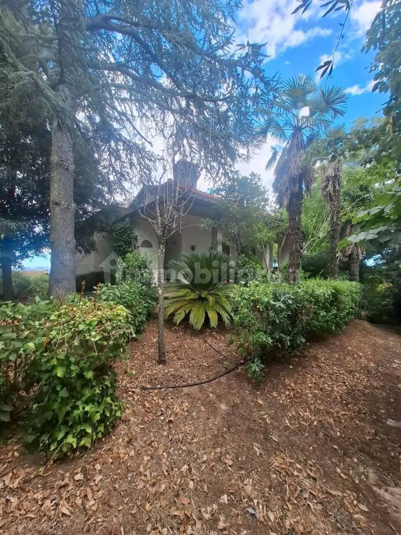 Villa in vendita a Lajatico