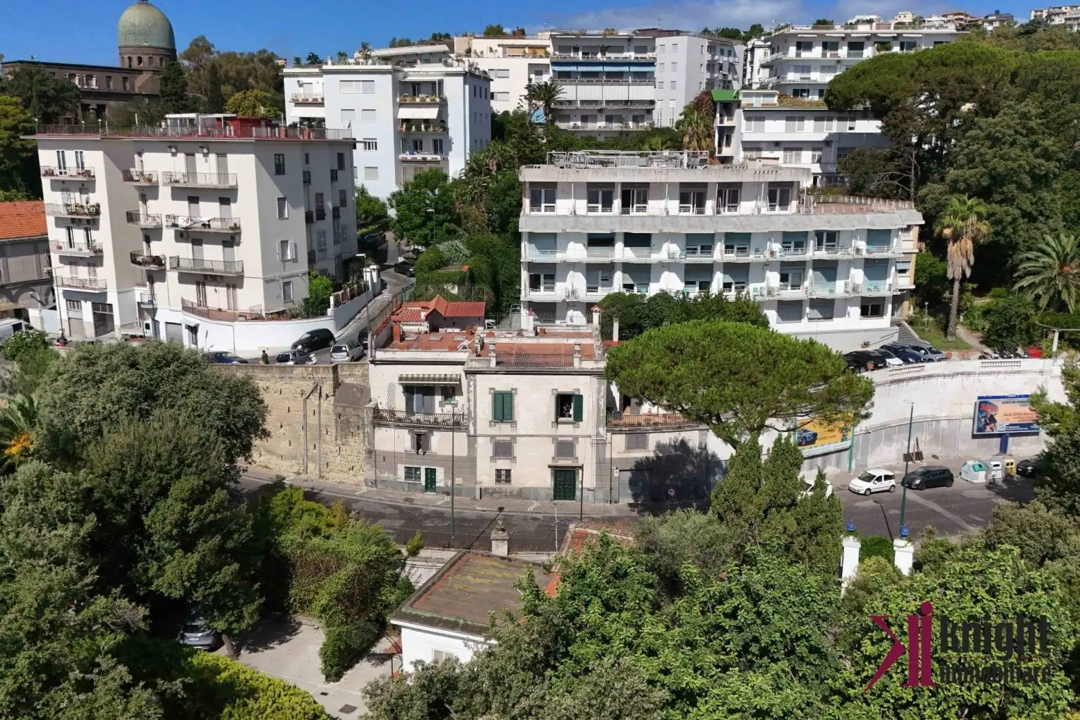 Palazzo - Edificio in vendita a Napoli