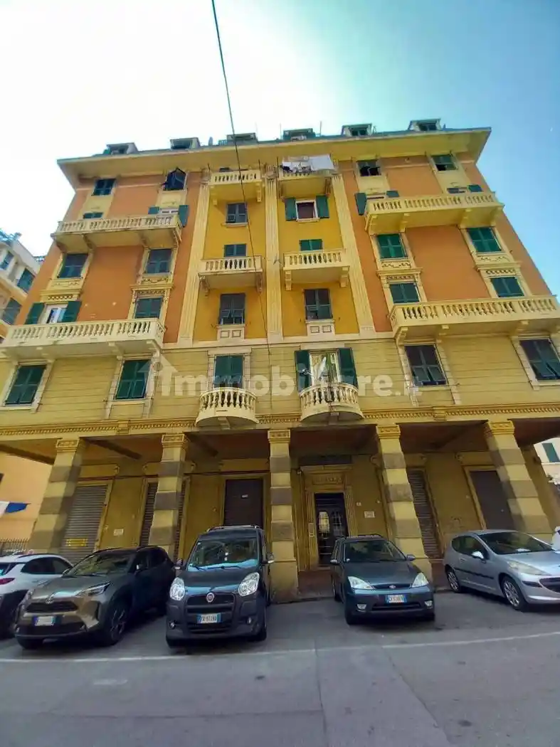 Appartamento in vendita a Genova