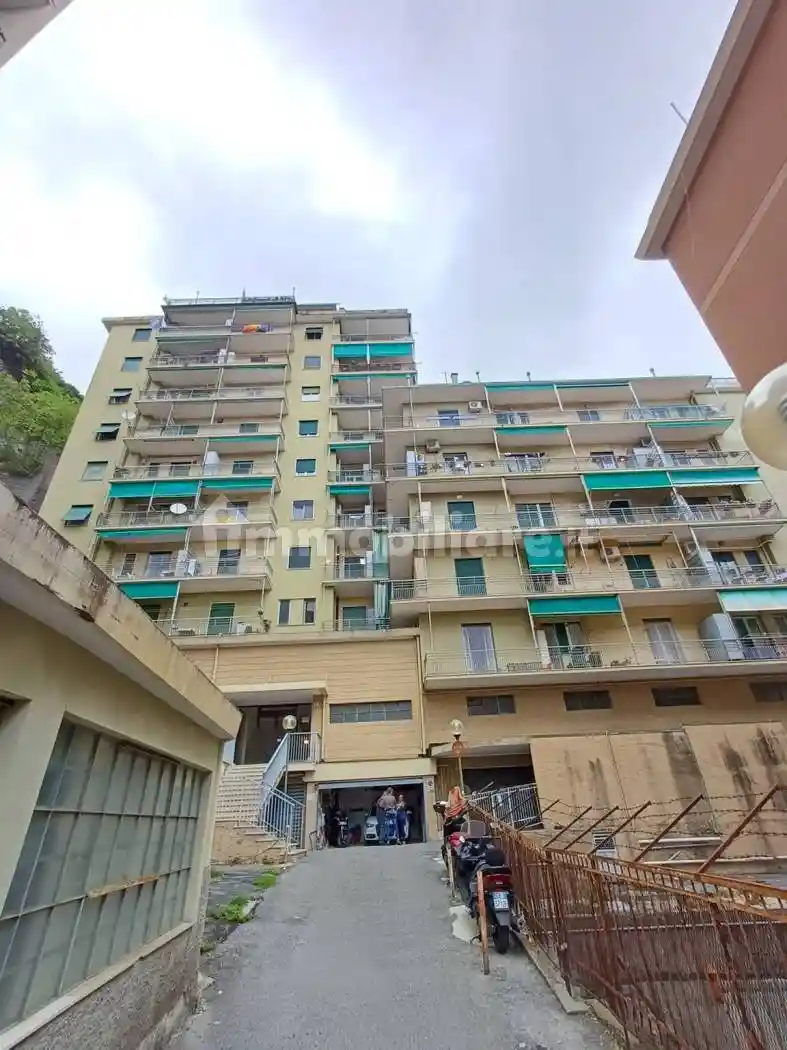 Appartamento in vendita a Genova
