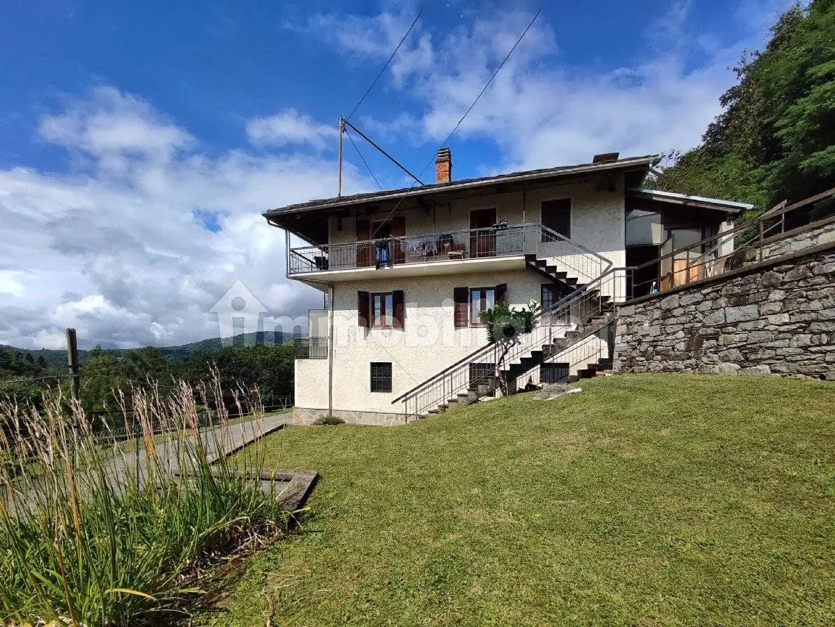 Villa in vendita a Valchiusa