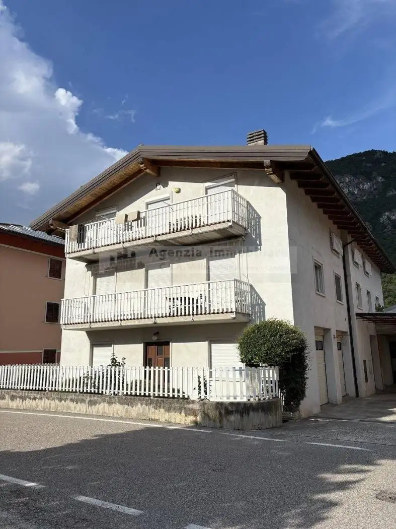 Appartamento in vendita a Ala