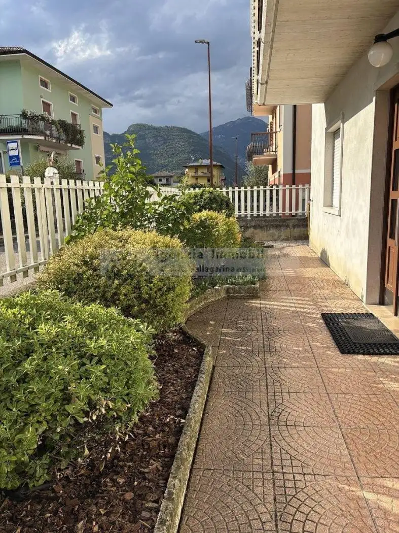 Appartamento buono stato, primo piano, Chizzola, Ala - foto 2