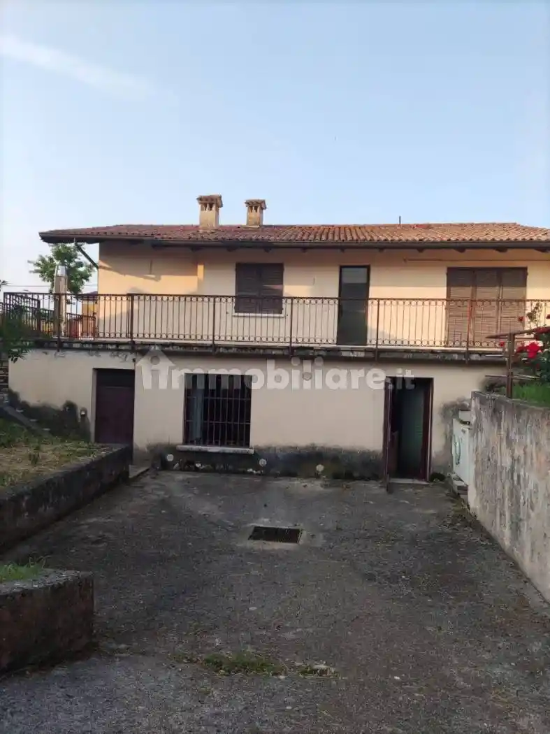 Appartamento piazza Giuseppe Zanardelli 13, Centro, Calvagese della Riviera - foto 2