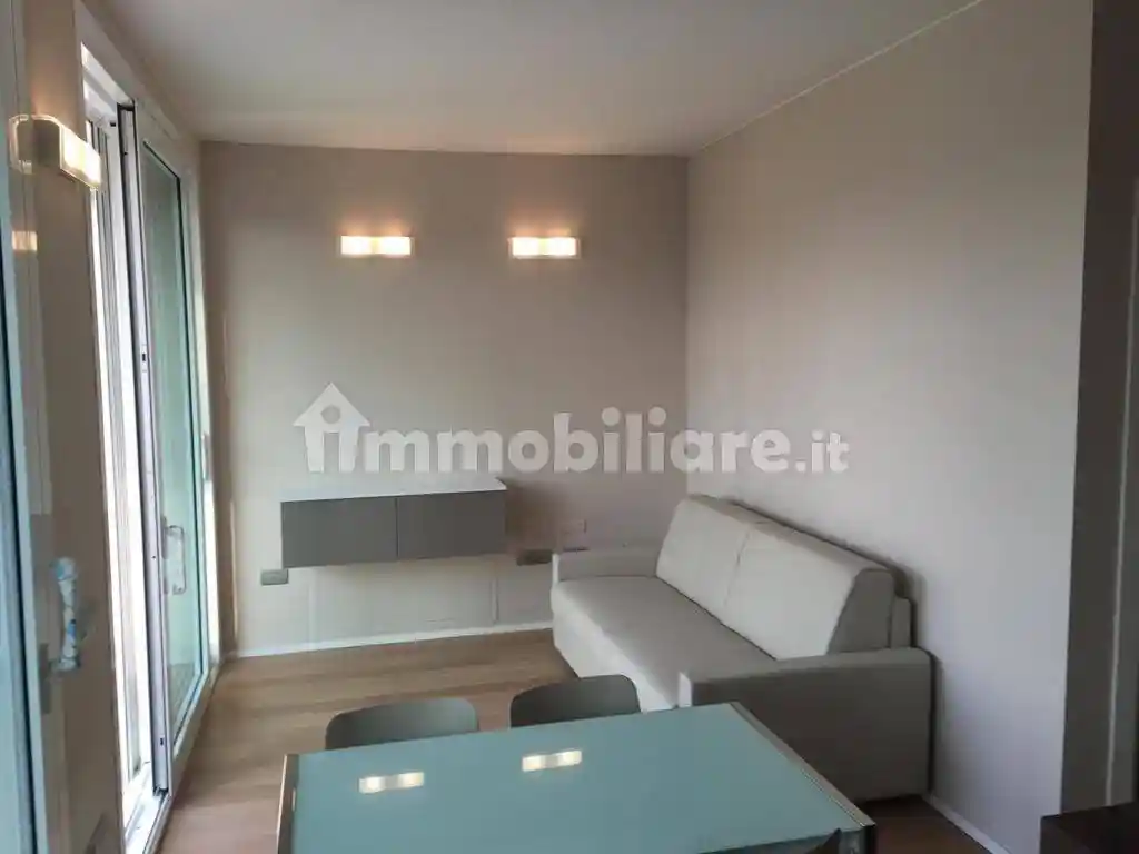 Appartamento in affitto a Modena