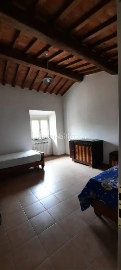 Bilocale via Gentile da Foligno 43, Centro Storico, Foligno - foto 2