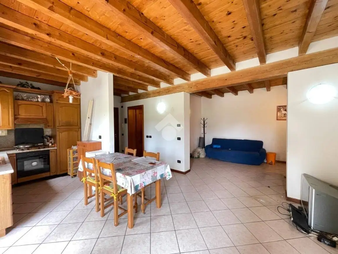 Trilocale via Circonvallazione Ovest 59, Asola - foto 2