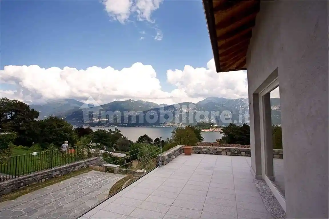 Villa in vendita a Griante