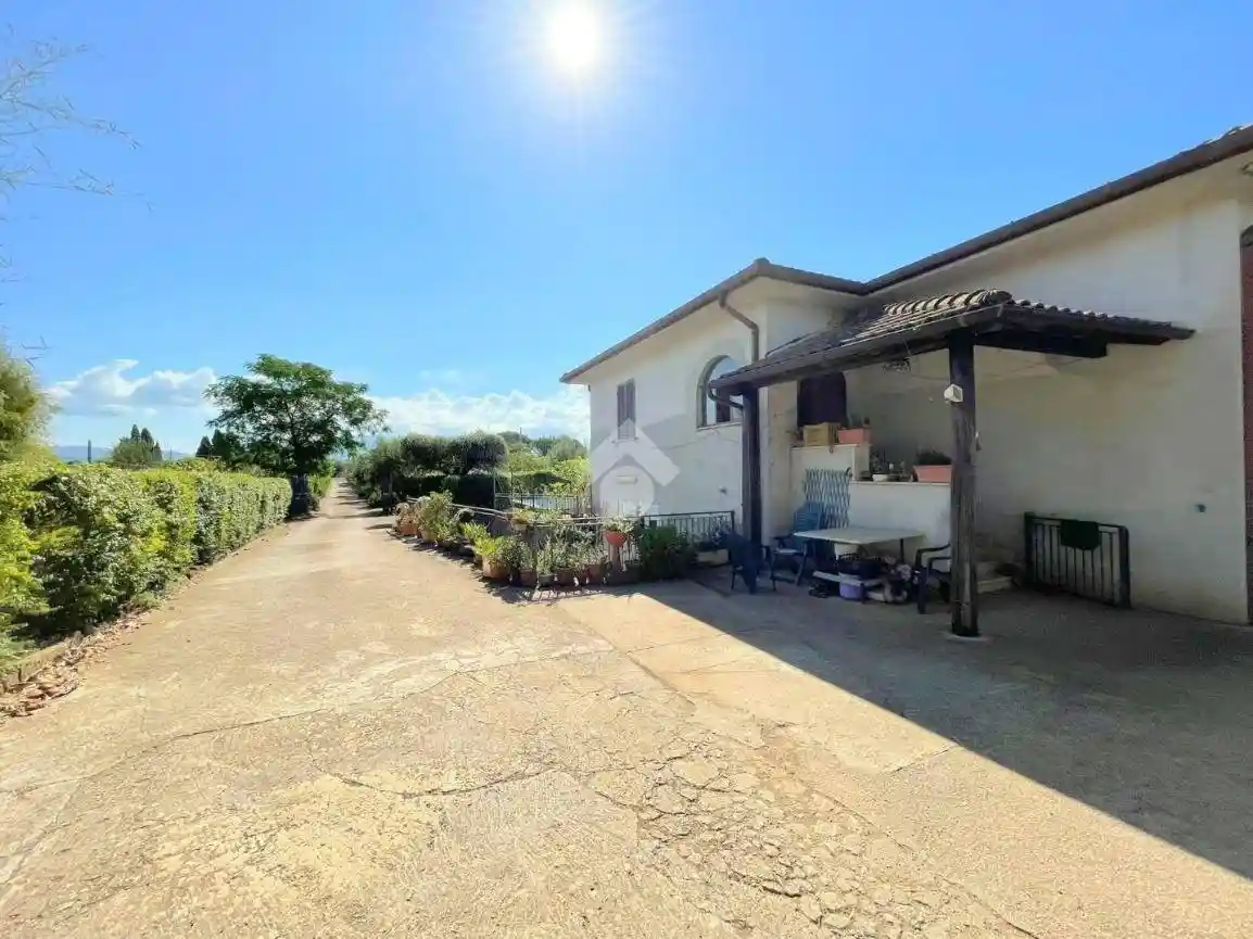 Casa indipendente in vendita a Velletri