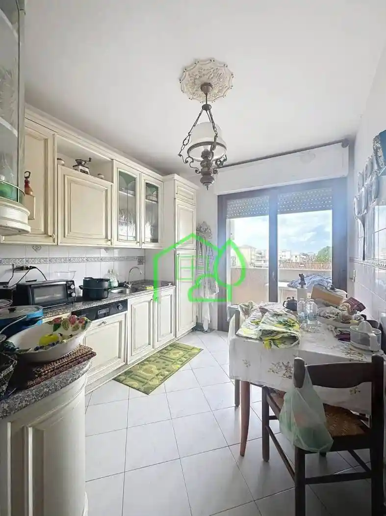 Appartamento in vendita a Viareggio