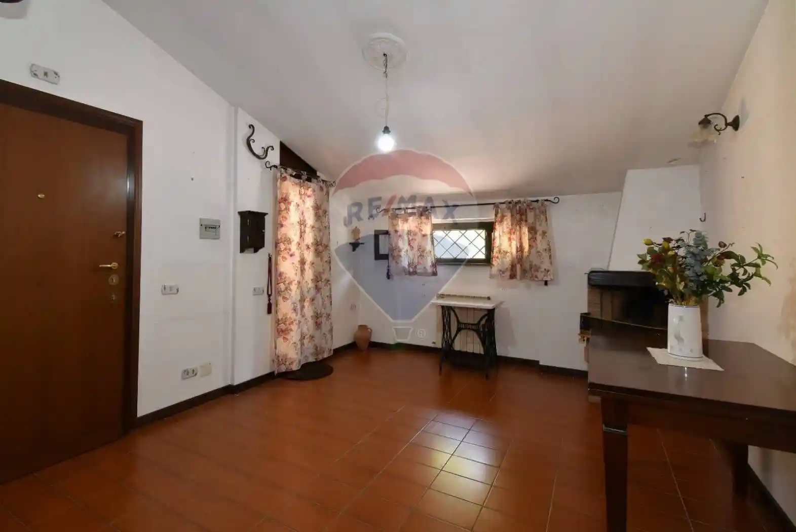 Attico via Di Cori, Semicentro, Velletri - foto 3