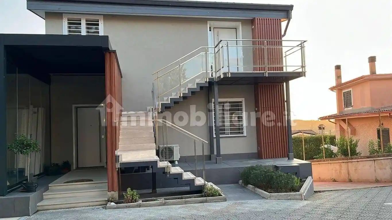 Appartamento in affitto a Guidonia Montecelio