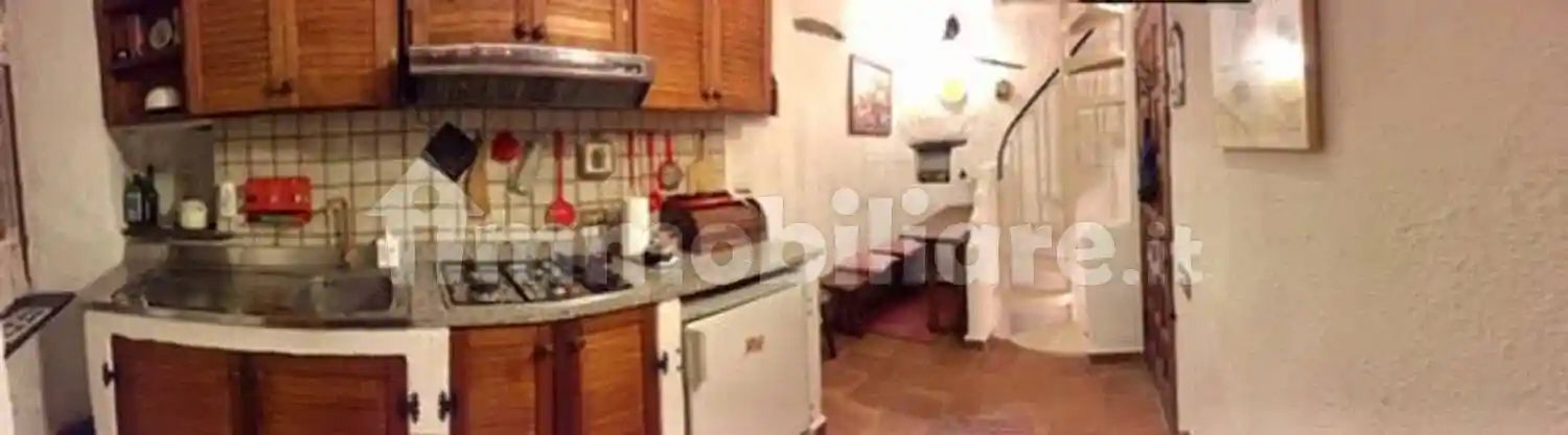 Appartamento in vendita a Prelà