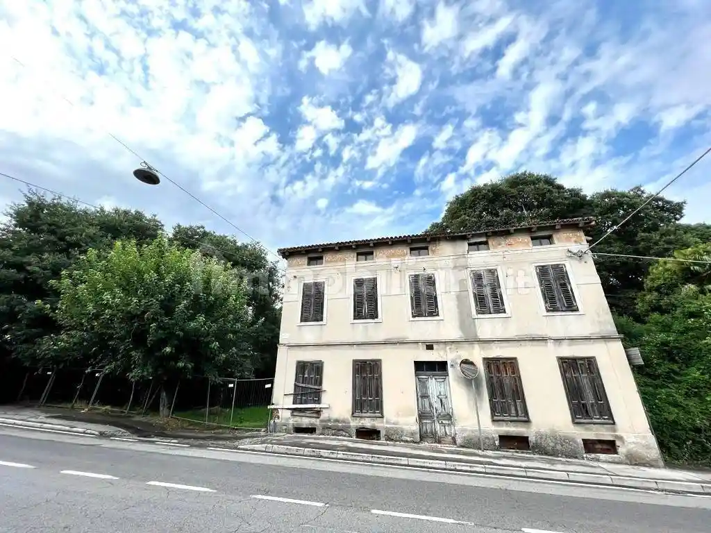 Rustico - Casale in vendita a Gorizia