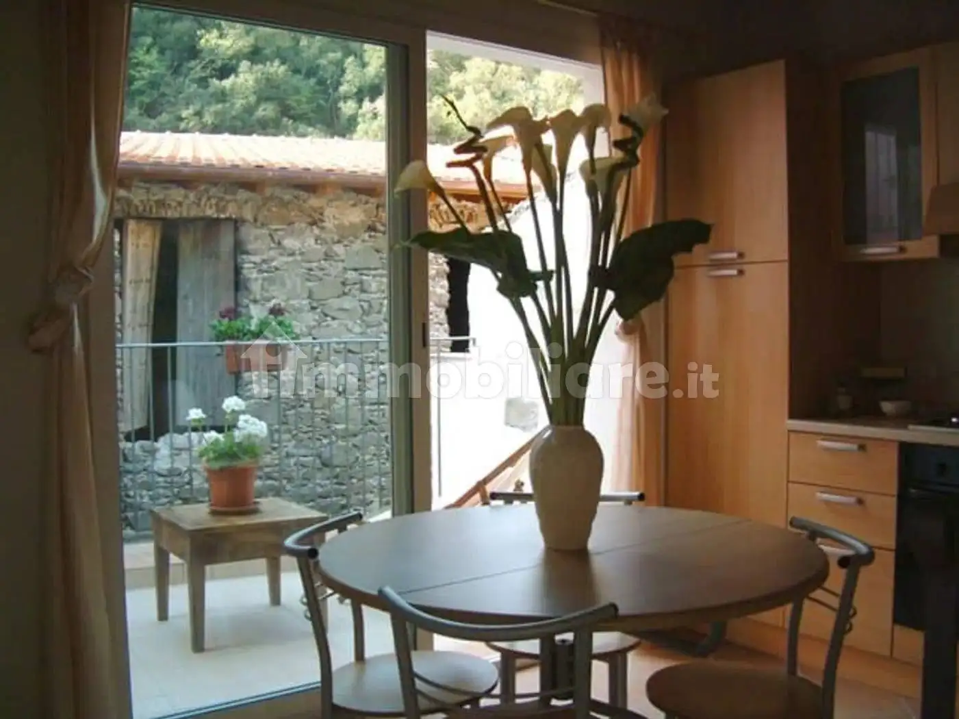 Appartamento in vendita a Isolabona