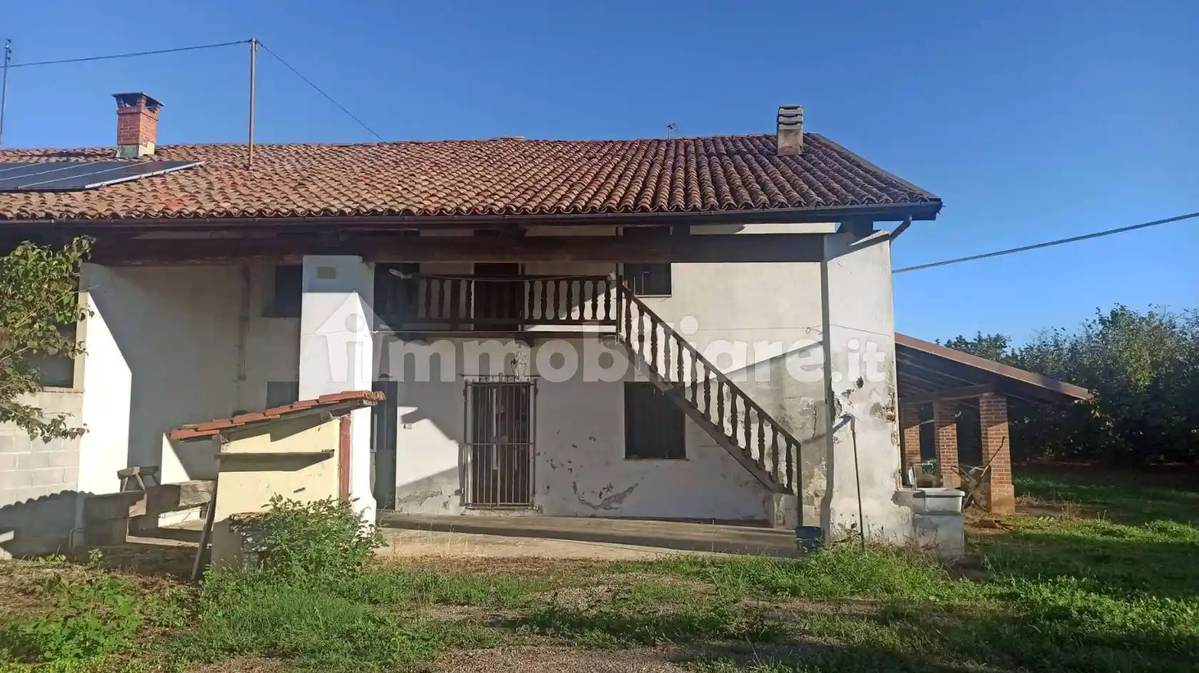 Rustico - Casale in vendita a Carrù