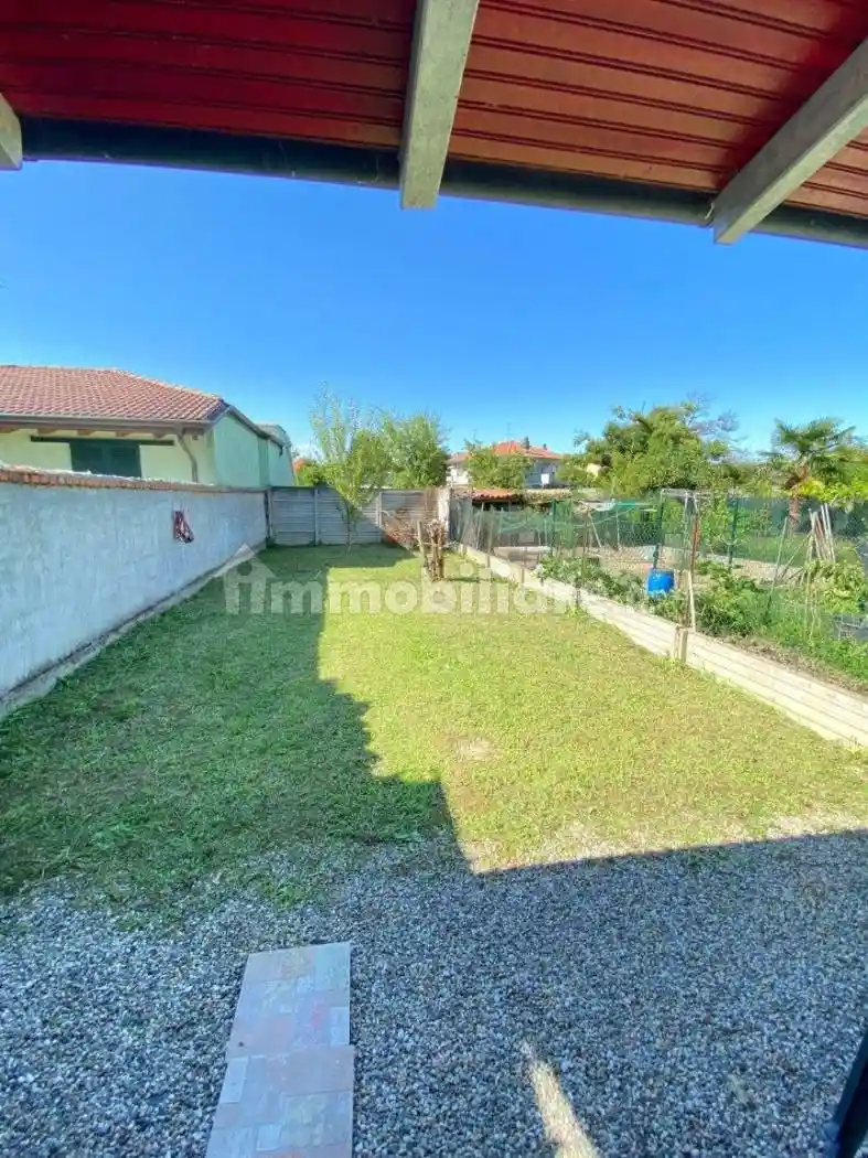 Villa unifamiliare via Maria Roncaglioni, Borgolavezzaro - foto 4