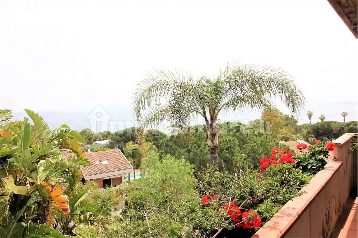 Villa in affitto a Acireale