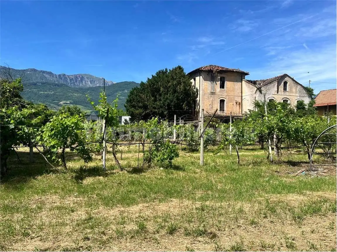 Casa indipendente in vendita a Rovereto