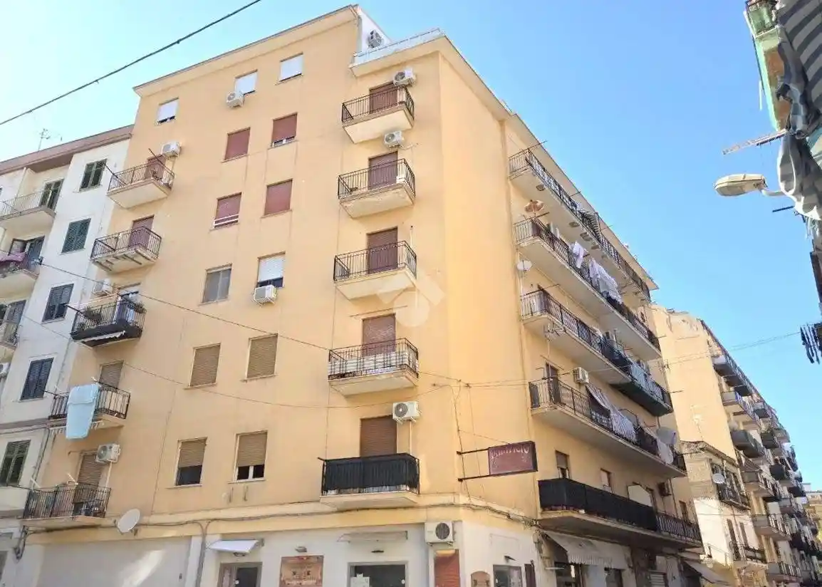 Appartamento in vendita a Palermo