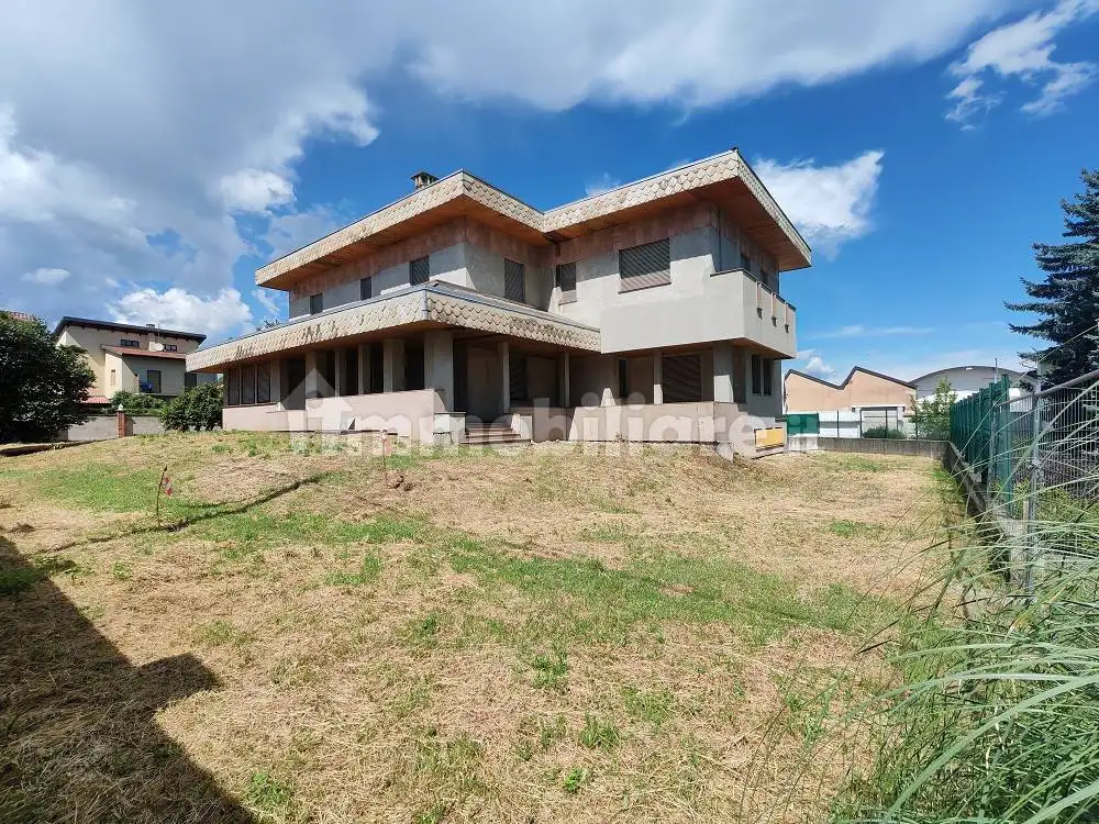 Villa in vendita a Ponderano