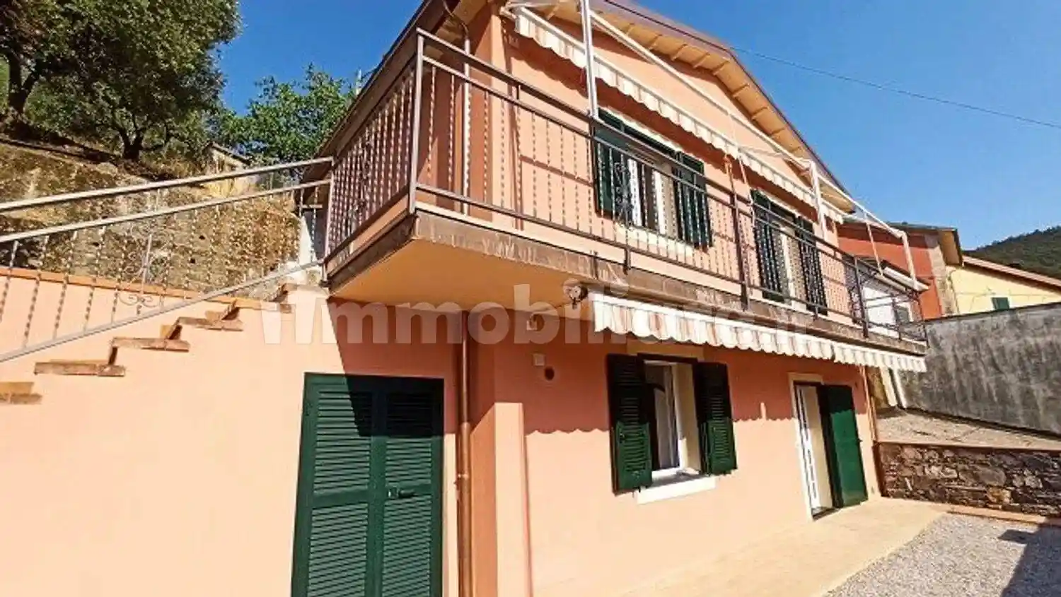 Villa in vendita a Castiglione Chiavarese