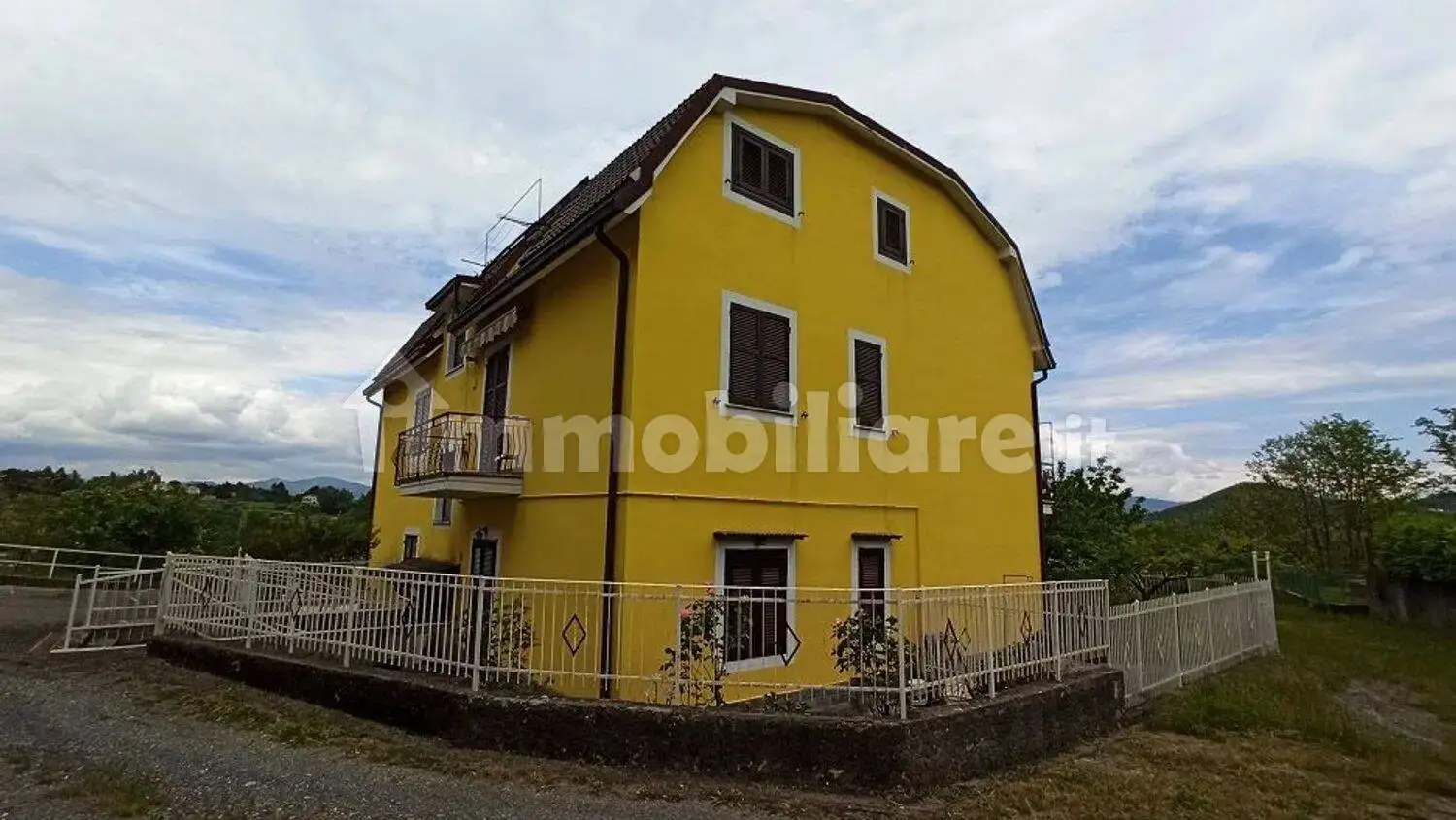 Appartamento in vendita a Maissana