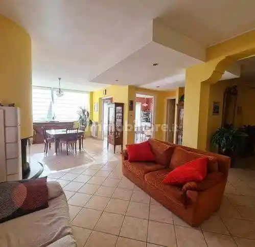 Terratetto unifamiliare 280 m², buono stato, Verezzo, Sanremo - foto 3