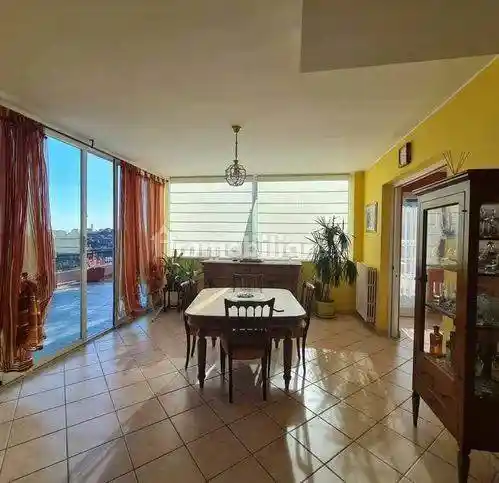 Terratetto unifamiliare 280 m², buono stato, Verezzo, Sanremo - foto 4