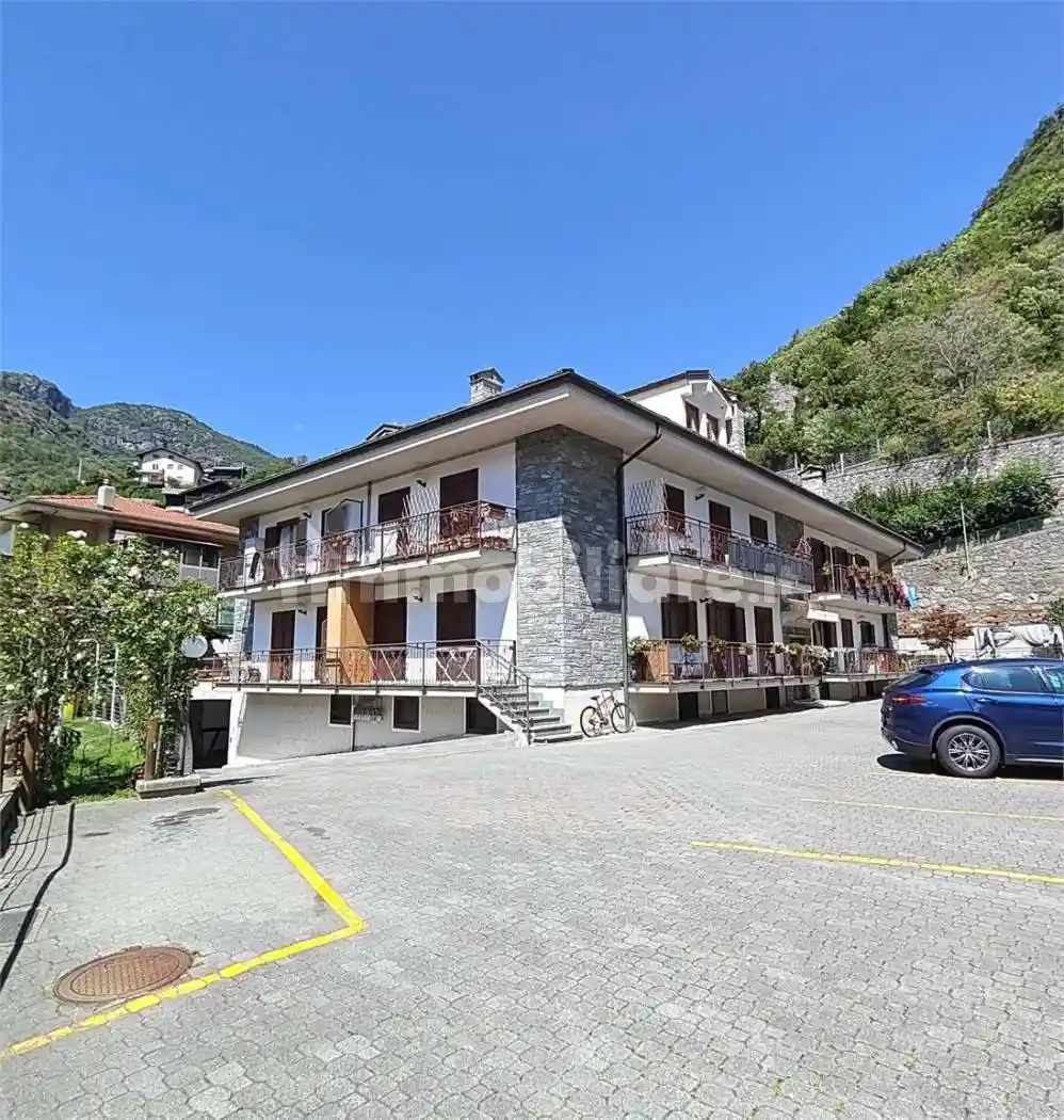 Appartamento in vendita a Verrès