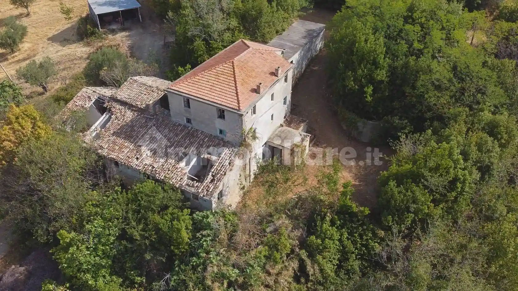 Rustico - Casale in vendita a Massignano