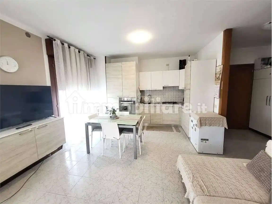 Quadrilocale Piave, Centro, Caerano di San Marco - foto 3