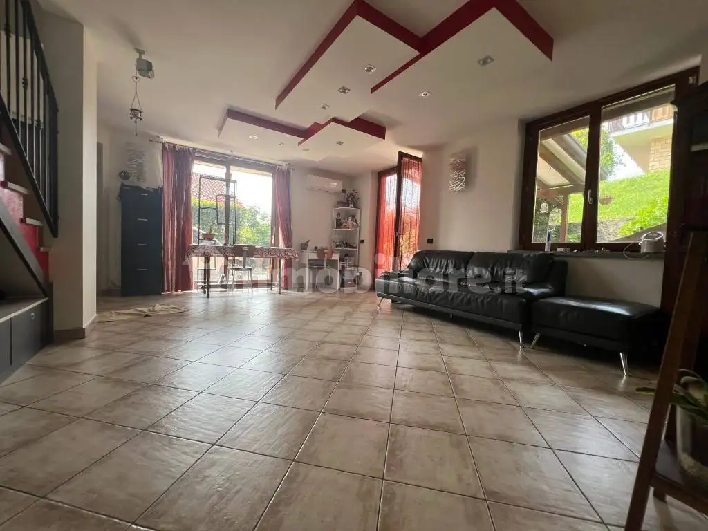 Villa a schiera via Mario Vallerini 344/9, Cadrezzate con Osmate - foto 4