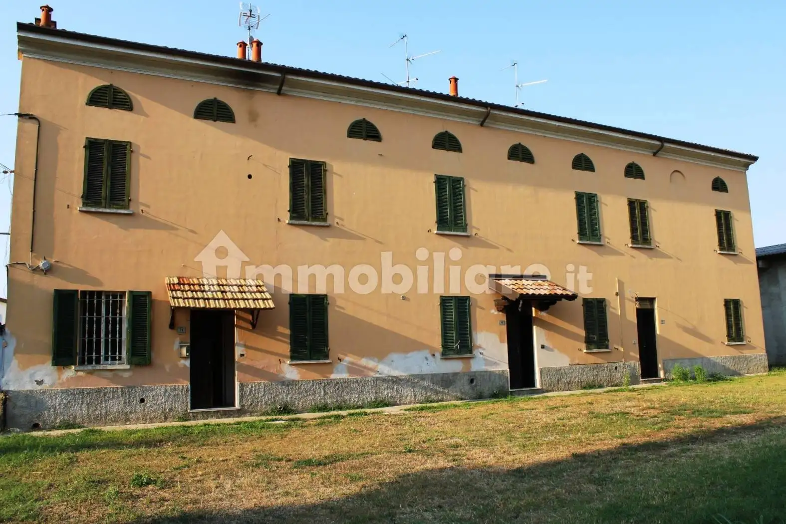 Rustico - Casale in vendita a Castelletto di Branduzzo