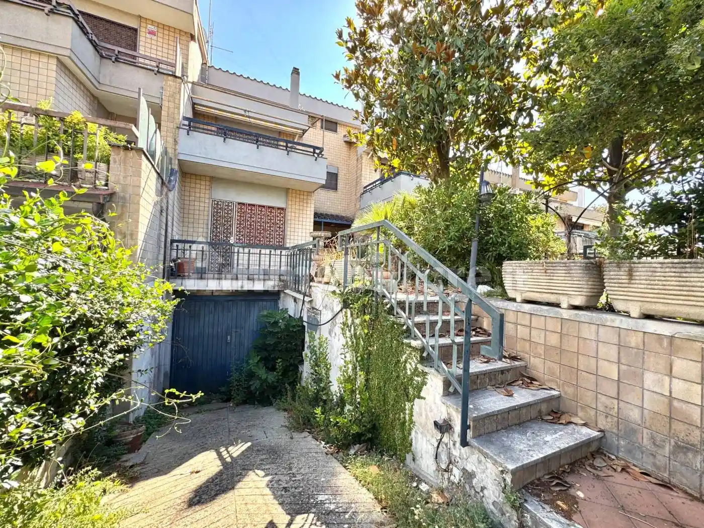 Villa plurifamiliare via Atimeto, Quarto Miglio, Roma - foto 2