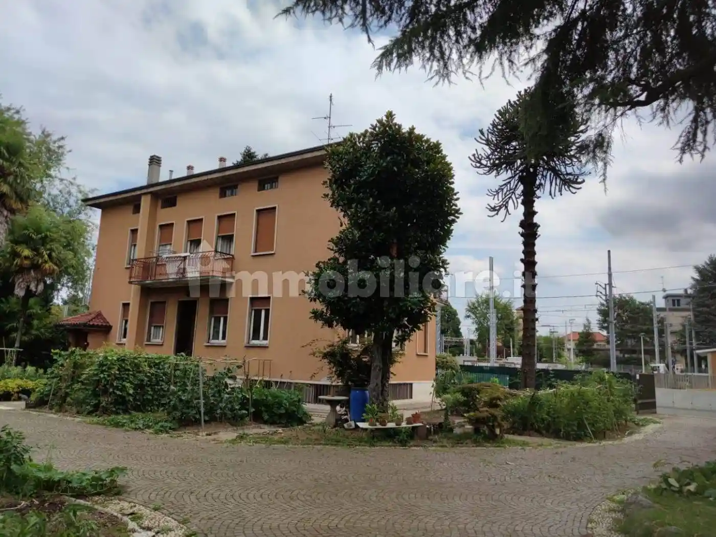 Casa indipendente in vendita a Seveso