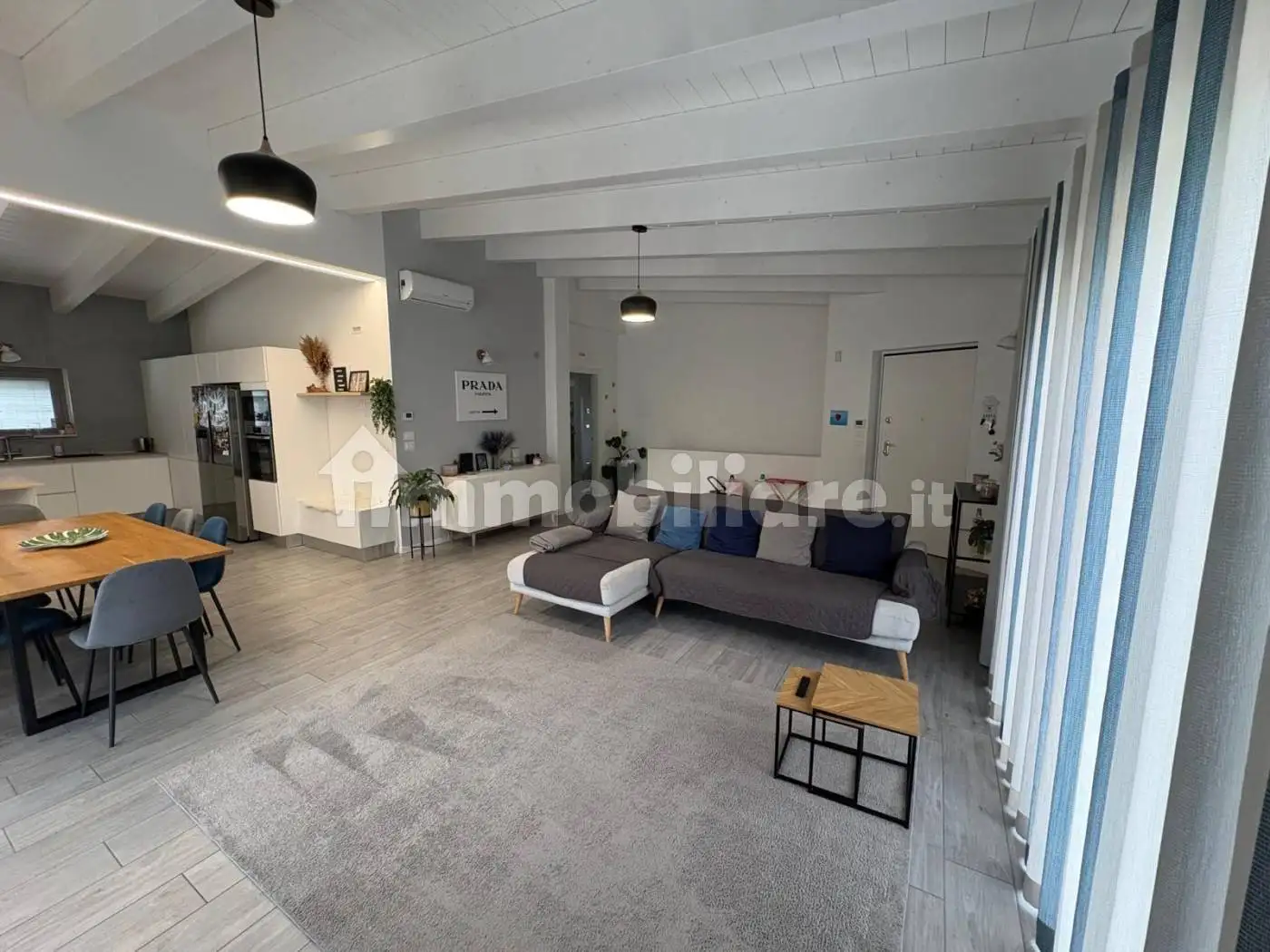 Villa in vendita a Cappelle sul Tavo