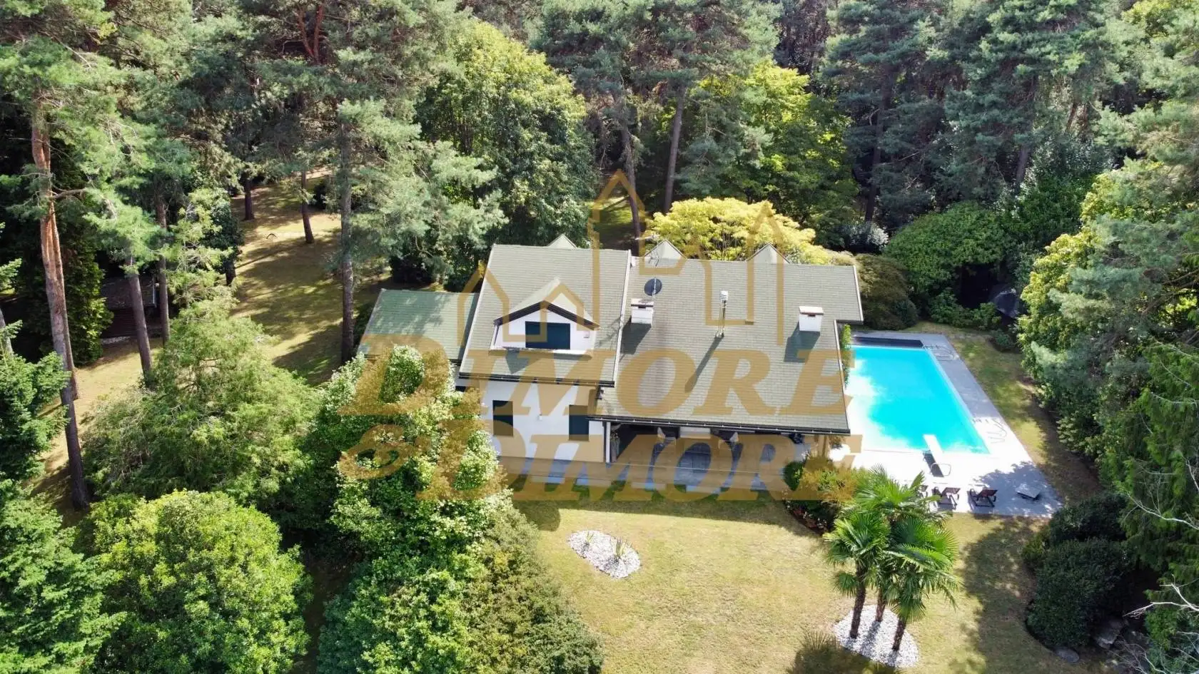 Villa in vendita a Ranco