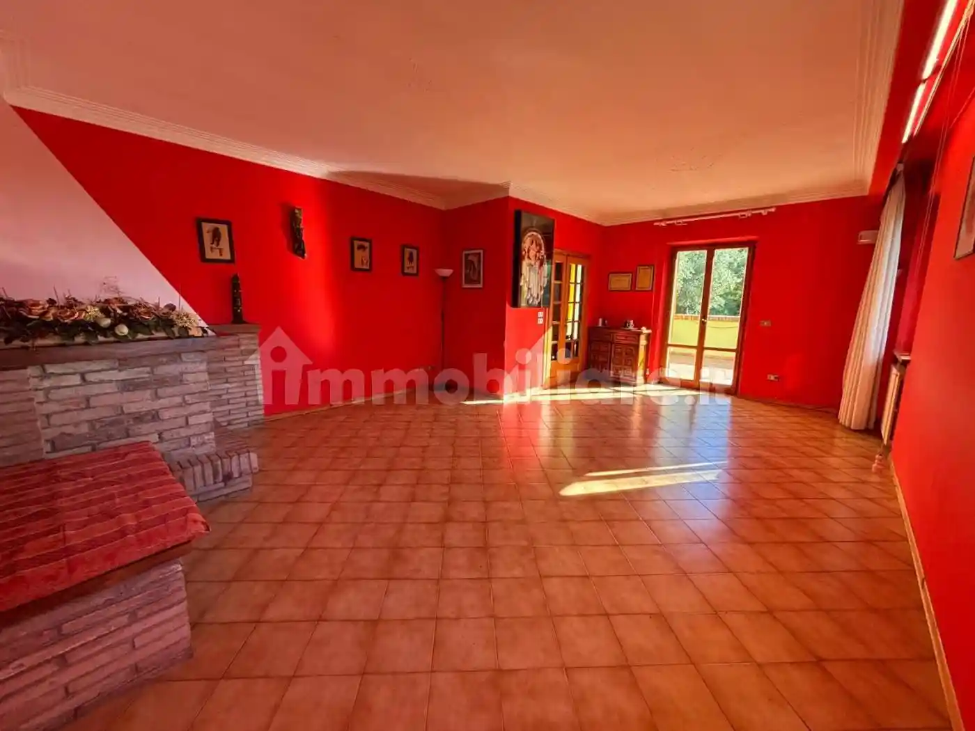 Villa in vendita a Mombaroccio