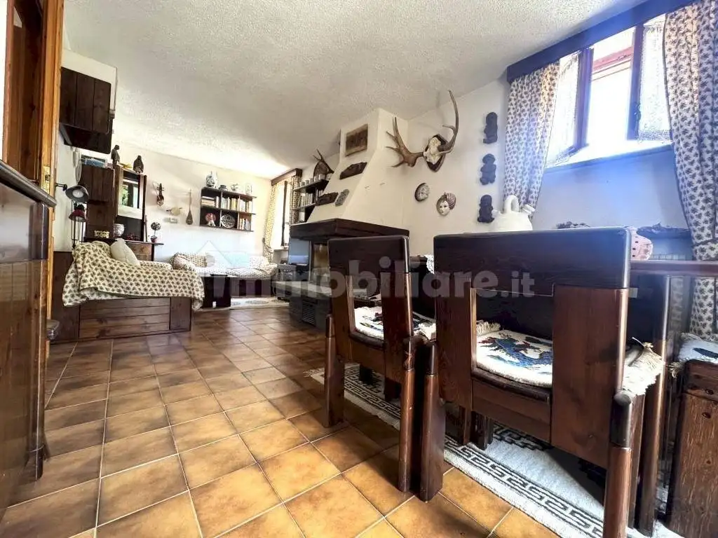 Attico Località Corgnolaz, 79, Corgnolaz, Chamois - foto 3