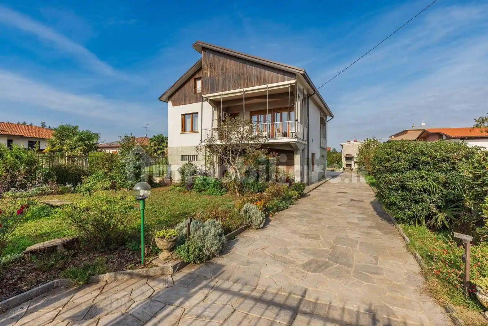 Villa in vendita a Cislago