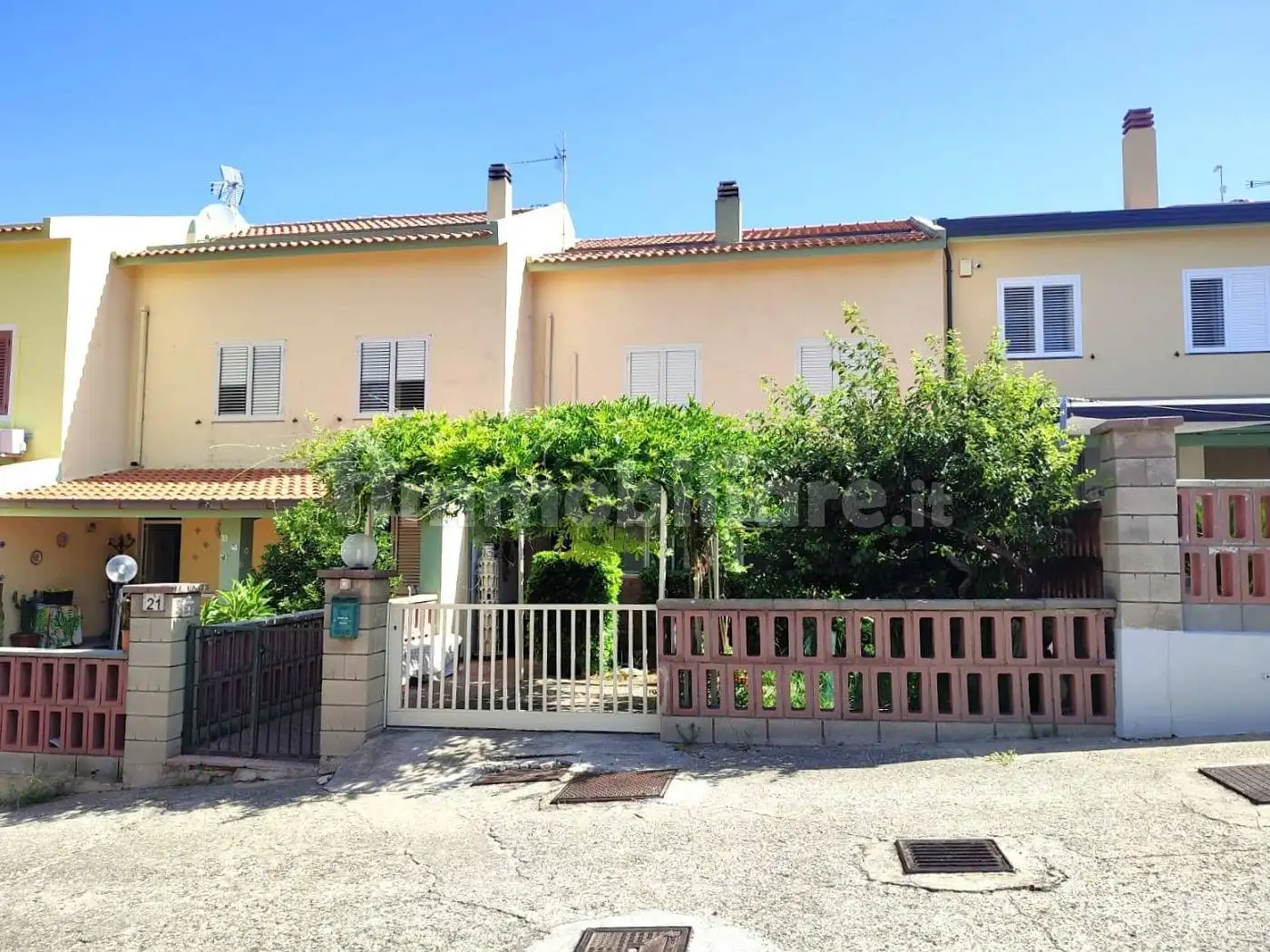 Villetta a schiera in vendita a Valdina