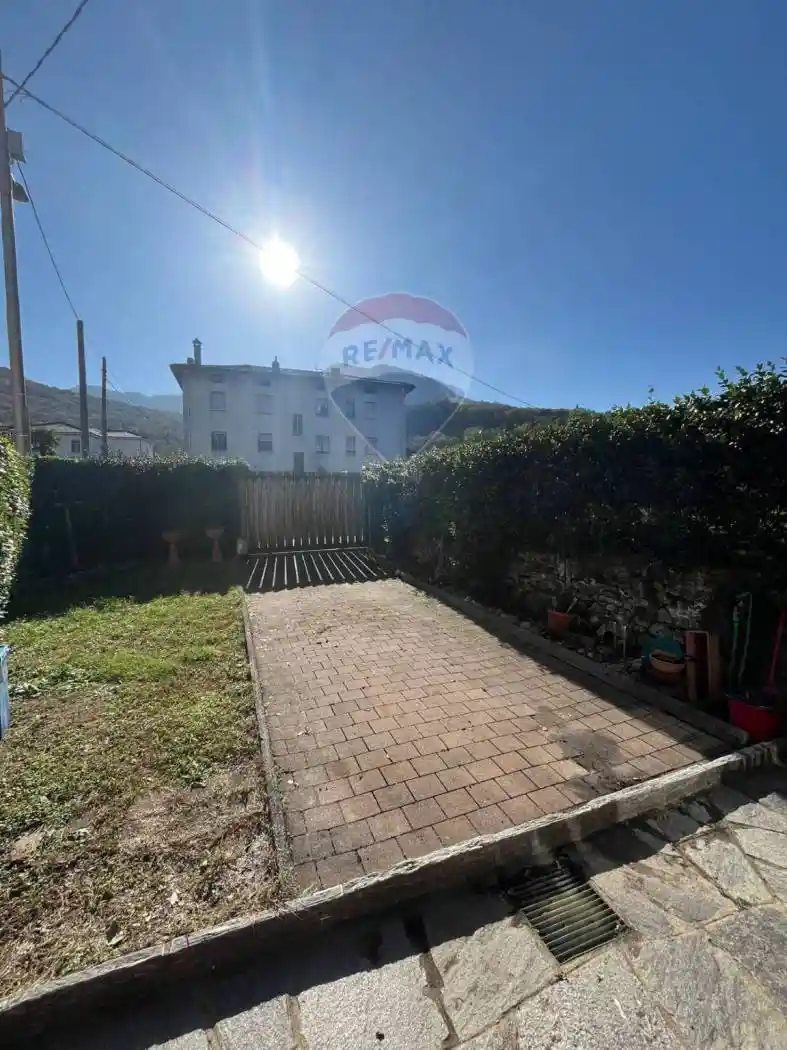 Terratetto plurifamiliare via Giuseppe Verdi 7, Centro, Cuvio - foto 2