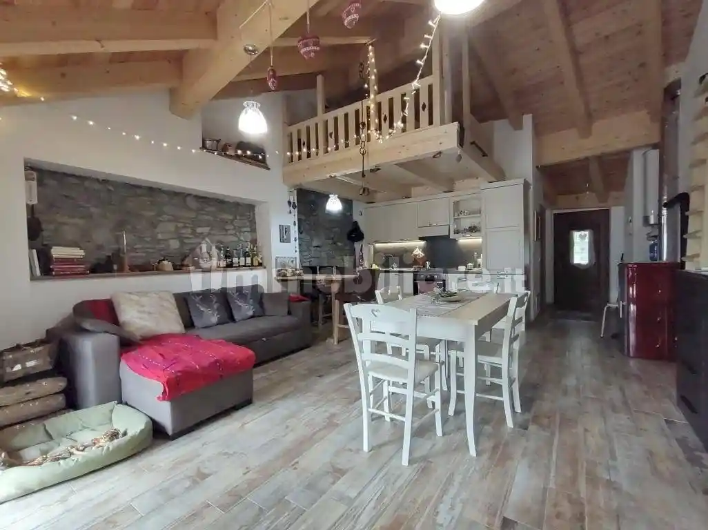 Mansarda Aillian, Doues - foto 2