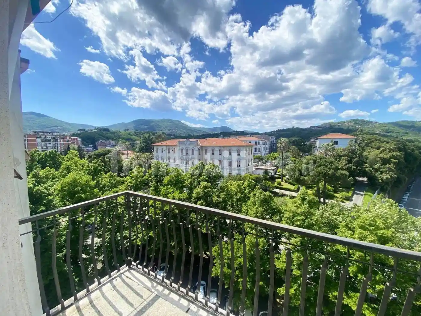 Trilocale piazza Caduti Per La Libertà, 26, Ospedale, La Spezia - foto 2