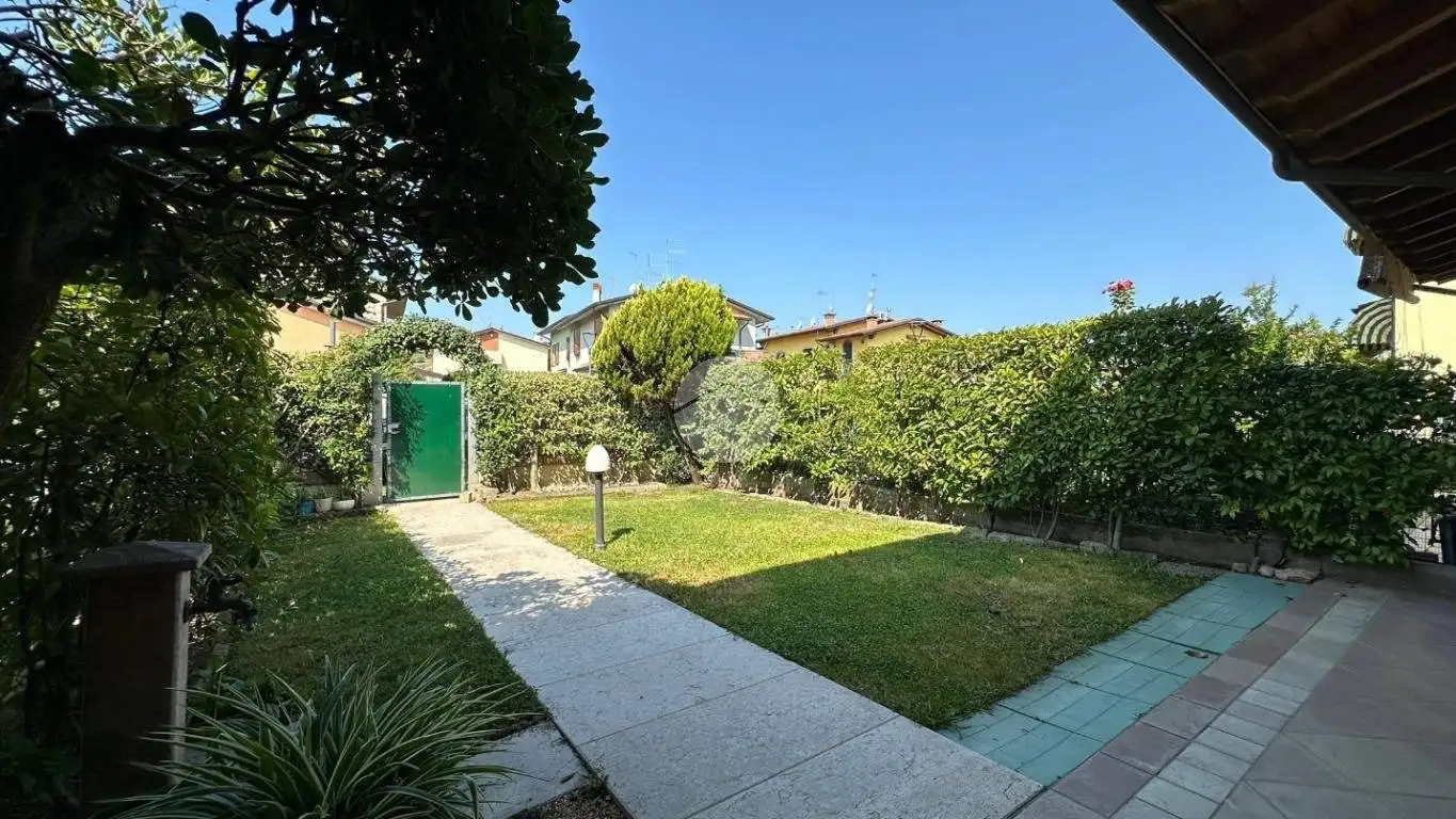 Villetta a schiera in vendita a Cazzano di Tramigna